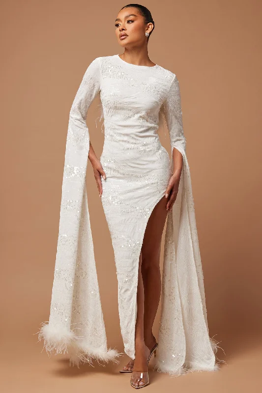 Viviane Velvet Gown - White